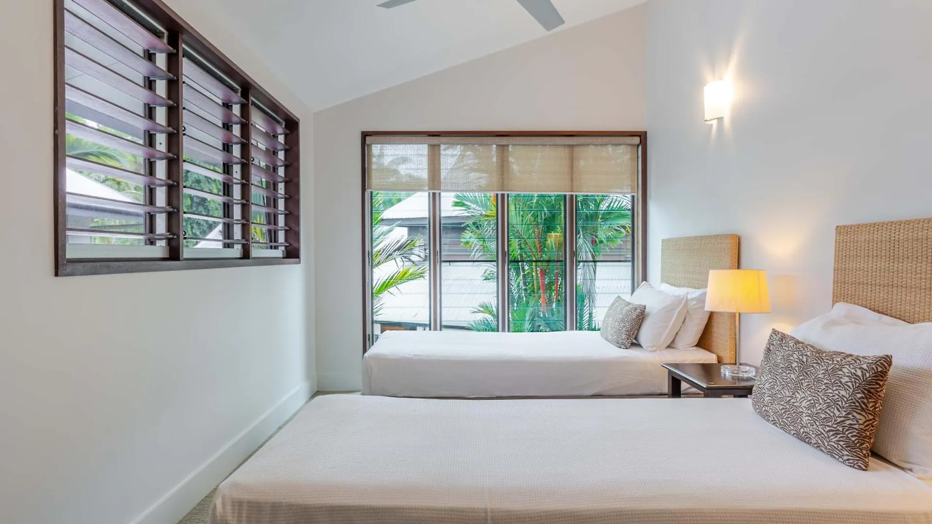 Leilani Tiare - Stylish Villa On Four Mile Beach Port Douglas Australia