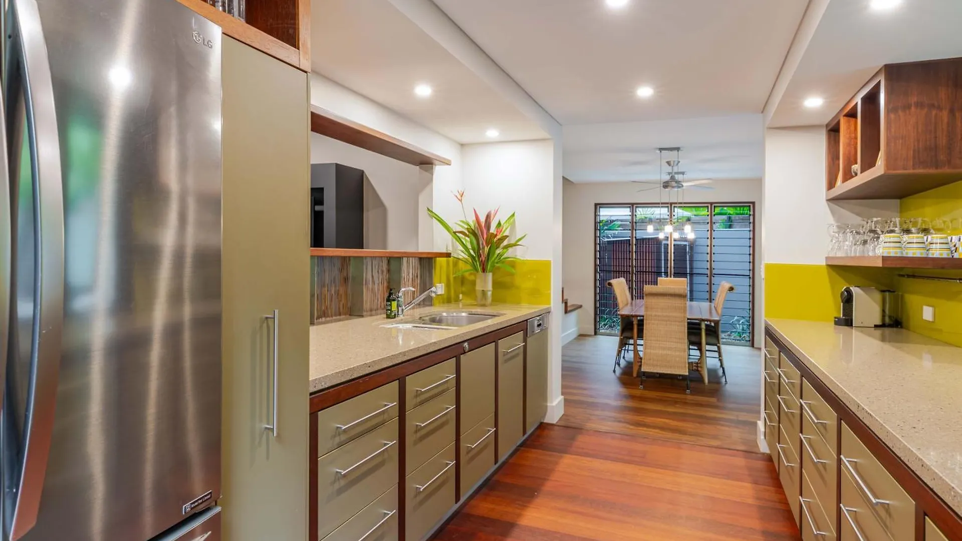 Leilani Tiare - Stylish Villa On Four Mile Beach Port Douglas Vakantiehuis